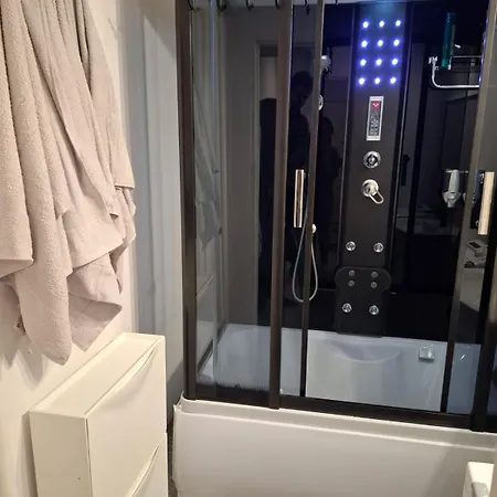 Appartamento Apartament Z Balkonem Na Parterze W Bloku 3 Pietrowym Bydgoszcz