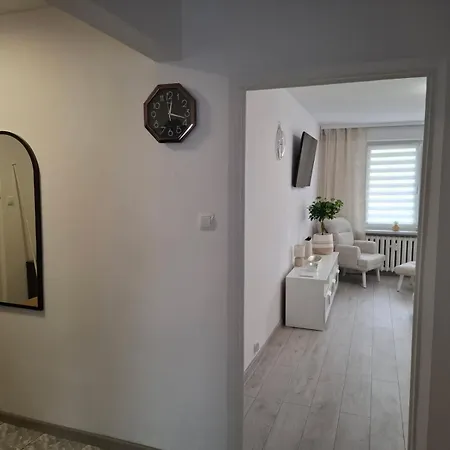 Appartamento Apartament Z Balkonem Na Parterze W Bloku 3 Pietrowym *